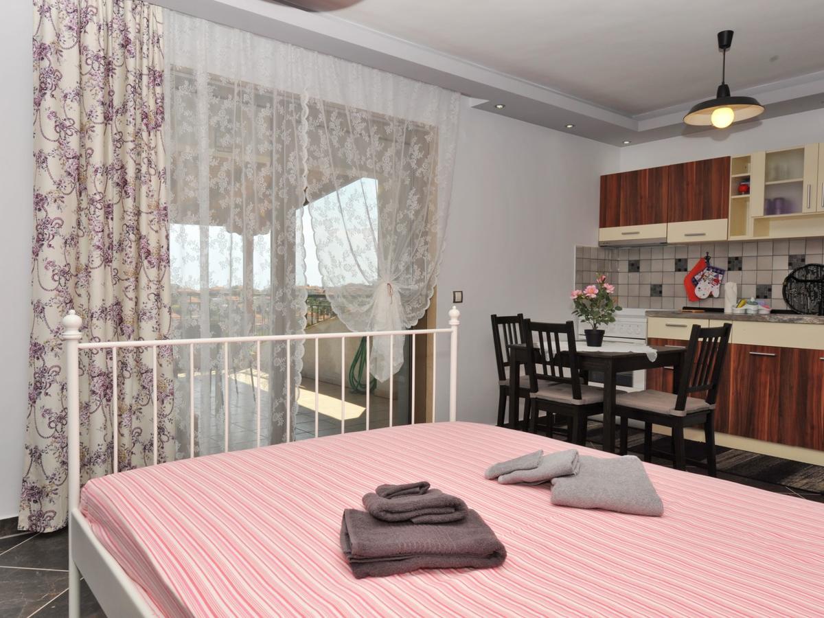 Alice Wonderland Home Nea Flogita Halkidiki Kültér fotó